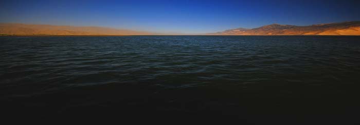 01 Yurlang River Tibet 2010 200x70